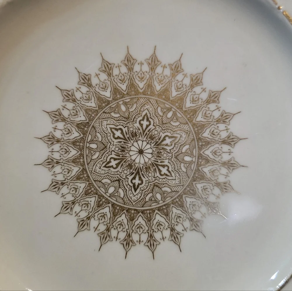 Antique 1887 Royal Worcester Pierced Rim Plate – Gold Gilt Medallion – Victorian